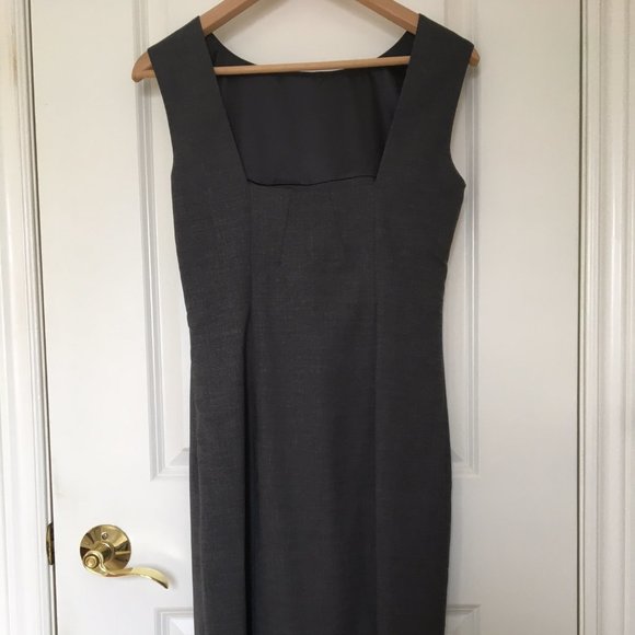 (SOLD) Mid-grey light wool sheath dress by Club Monaco, size US4 - Picture 2 of 6